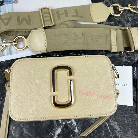 NWOT MARC JACOBS the snapshot shoulder bag - Picture 4 of 11